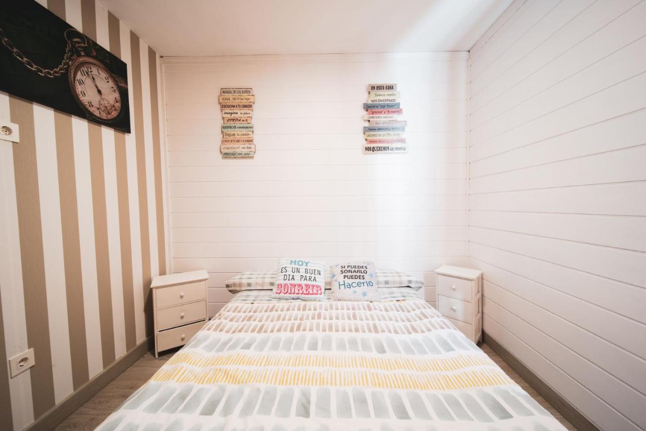 Albergue Barullo - Cubiculos - Literas - Habitaciones ساريا المظهر الخارجي الصورة
